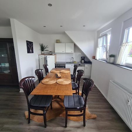 Pilgrims "Rosalie" Grosse Fewo Mit 3 Schlafzimmern, 1Bad, 2 Wc, Balkon, Fast Internet Брілон Екстер'єр фото