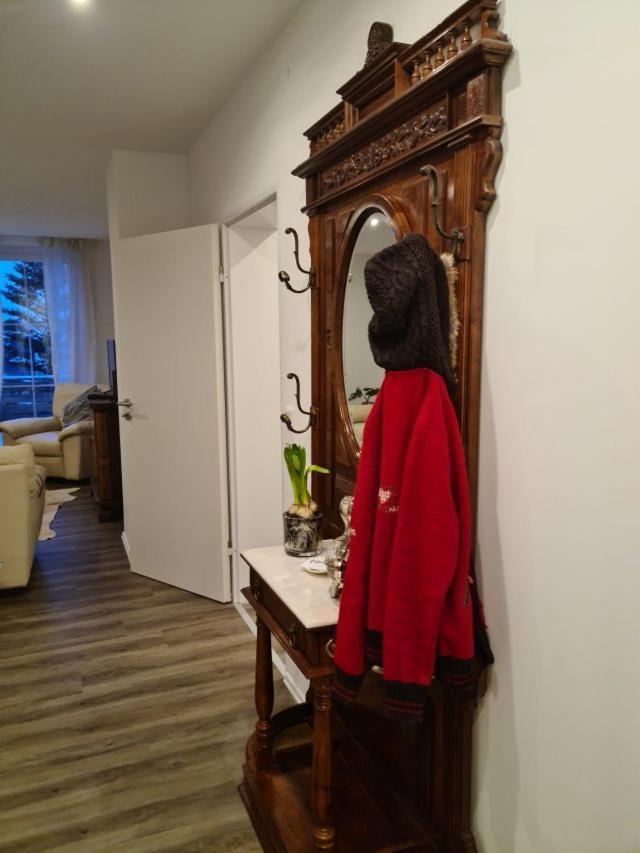 Pilgrims "Rosalie" Grosse Fewo Mit 3 Schlafzimmern, 1Bad, 2 Wc, Balkon, Fast Internet Брілон Екстер'єр фото